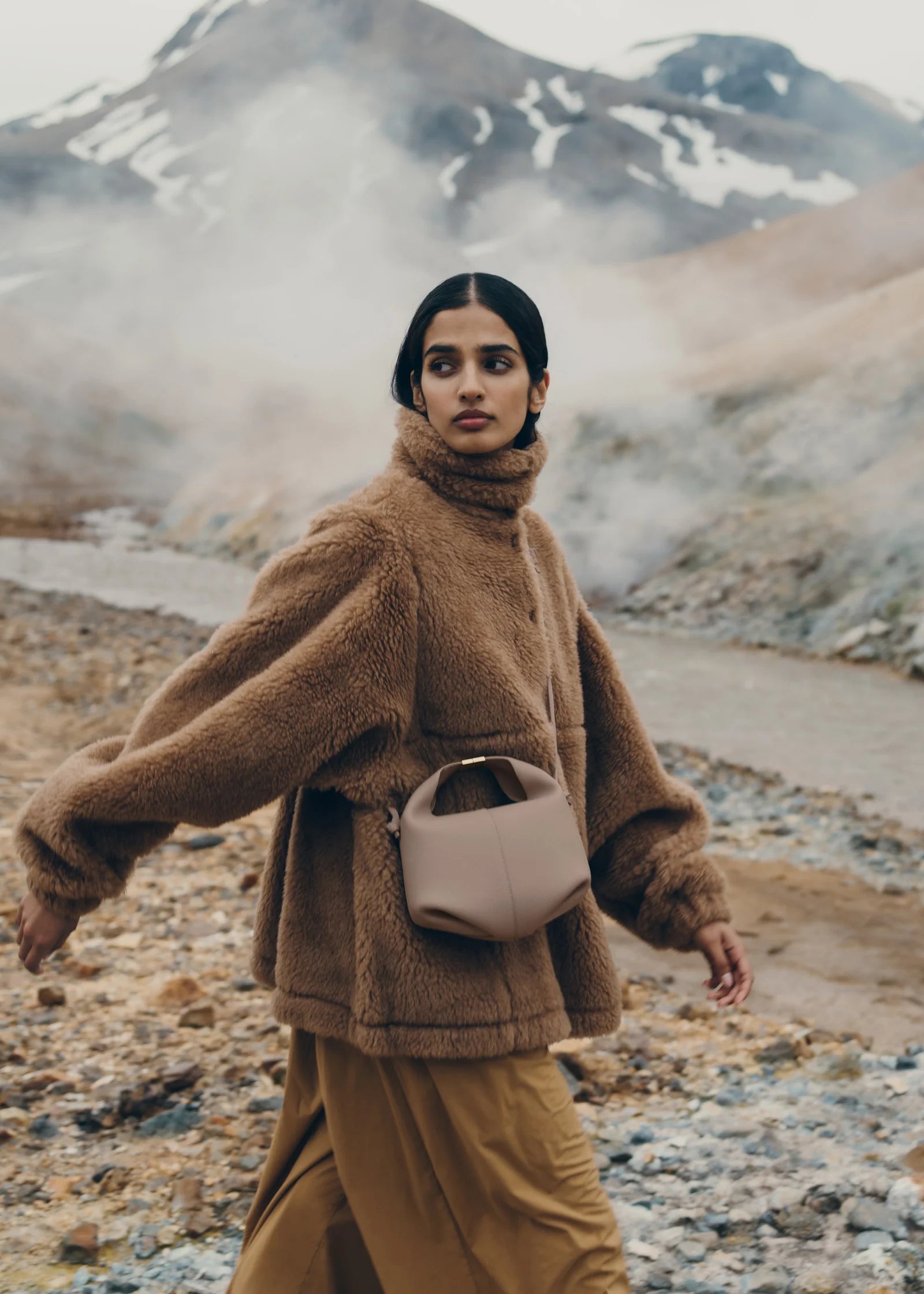 Célie - Grège Élégant