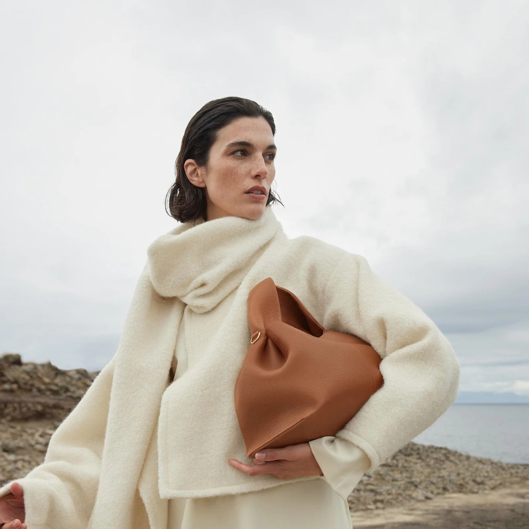 Louise - Caramel Parisien