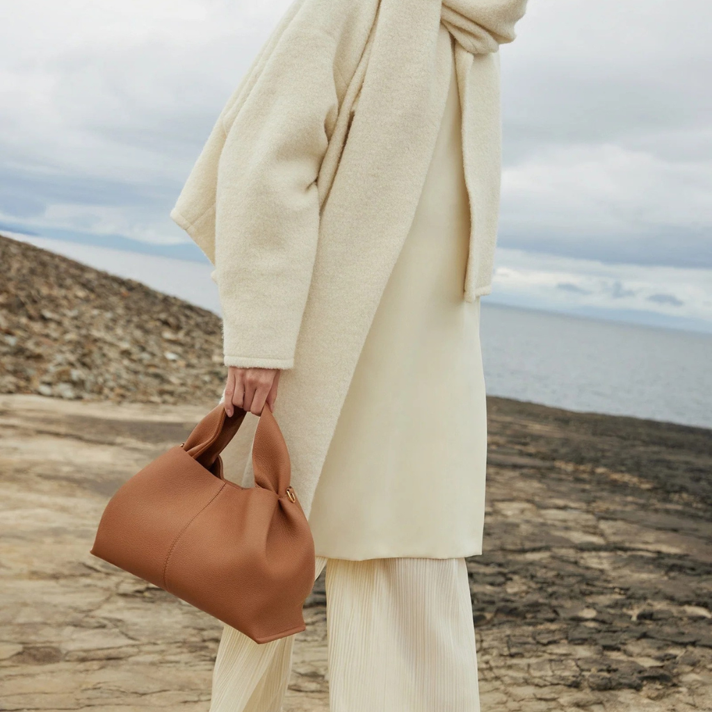 Louise - Caramel Parisien