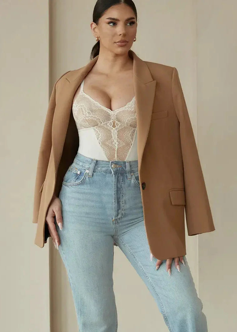 Sculpting Lace Shapewear Bodysuit